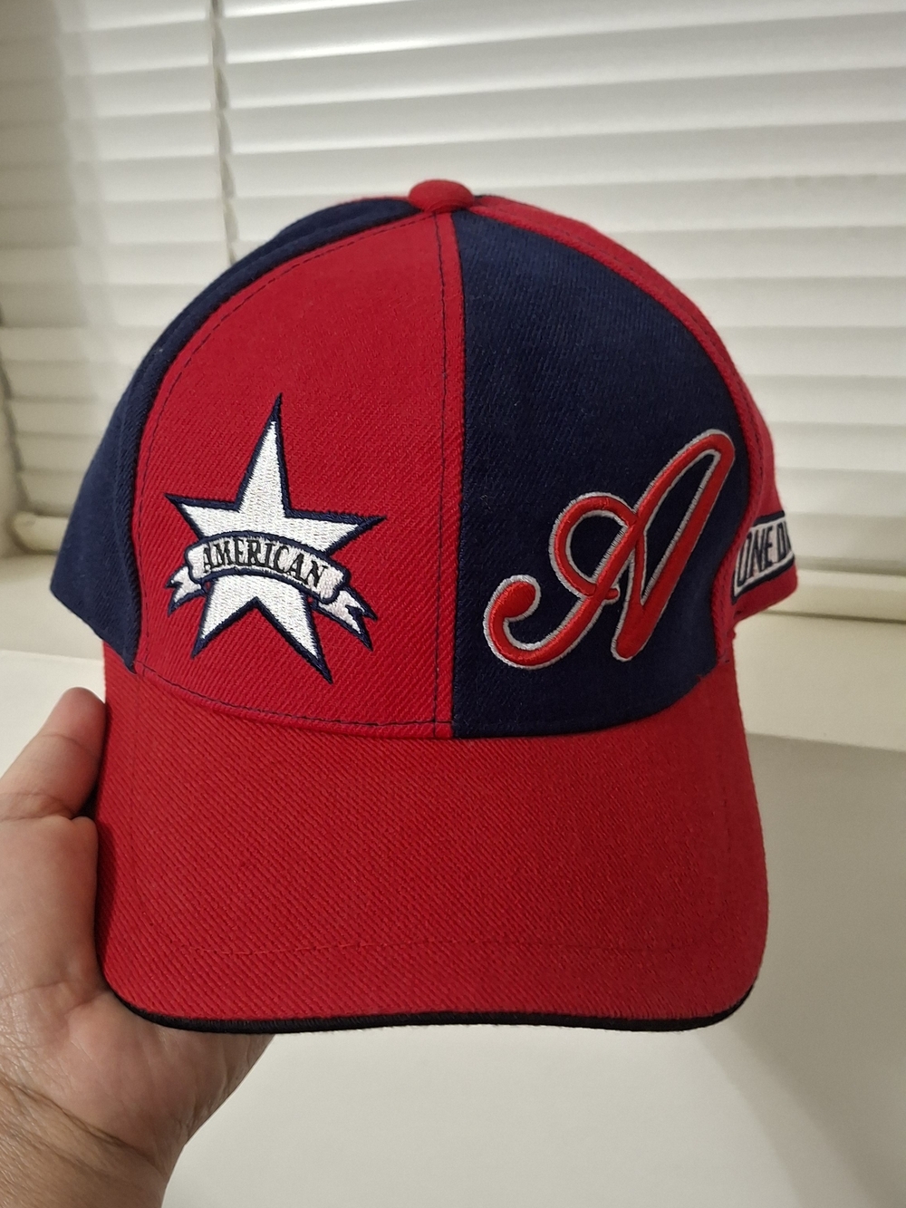 Vintage American League USA Split Color Baseball Cap – Red & Navy Adjustable Hat